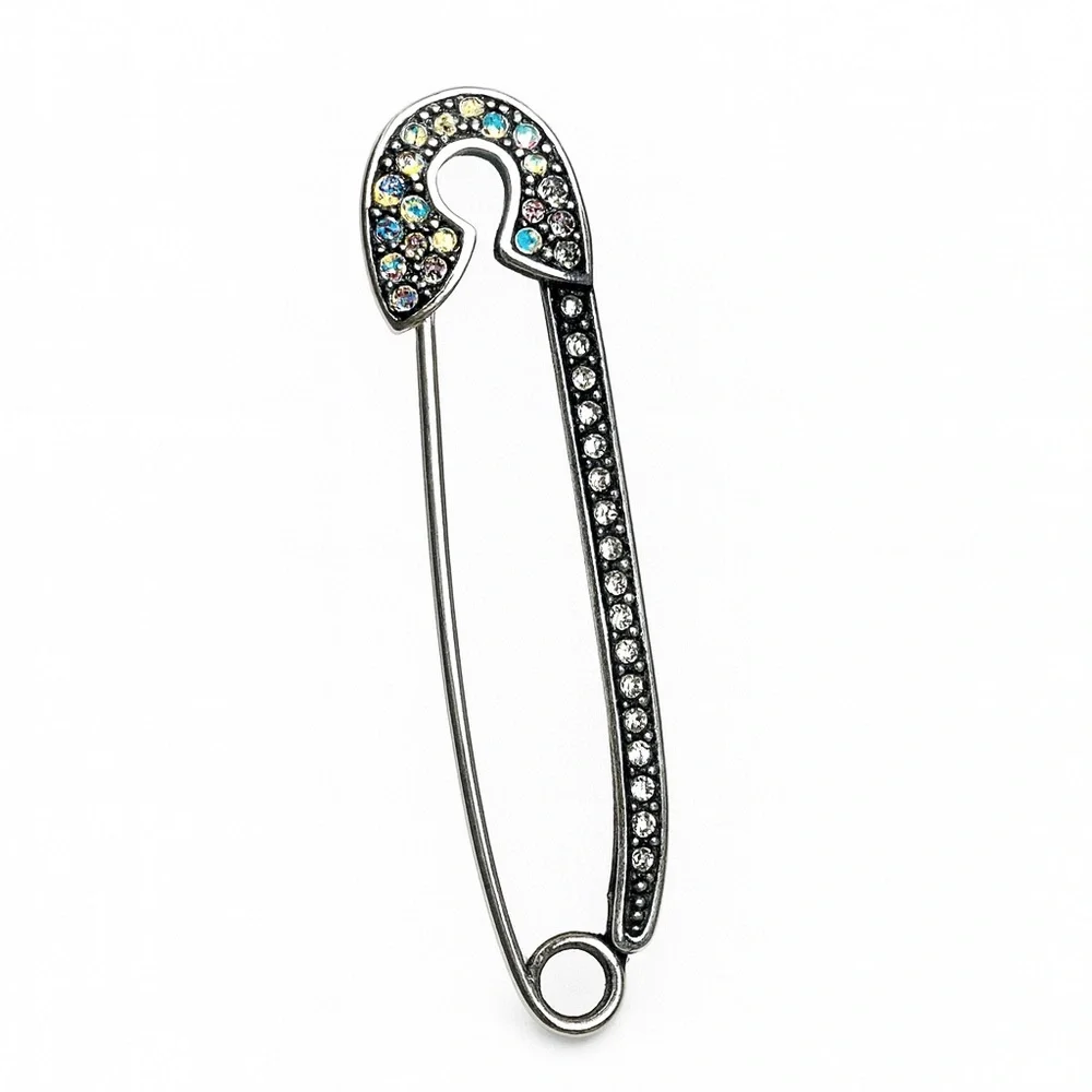 ⚜️💎 Elegant Silver and Multicolor Crystal Brooch 🧷❤️‍🔥